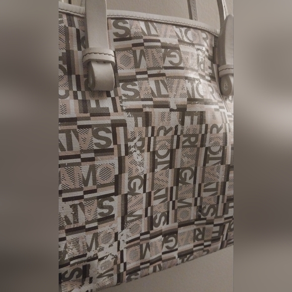 Rehab Salvatore Ferragamo - Picture 2 of 8